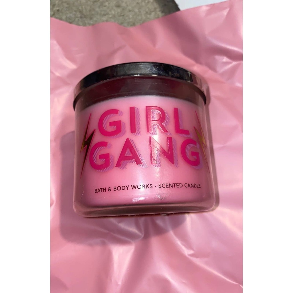 Bath and Body‎ Works Candle Girl Gang Pink Bubble gum